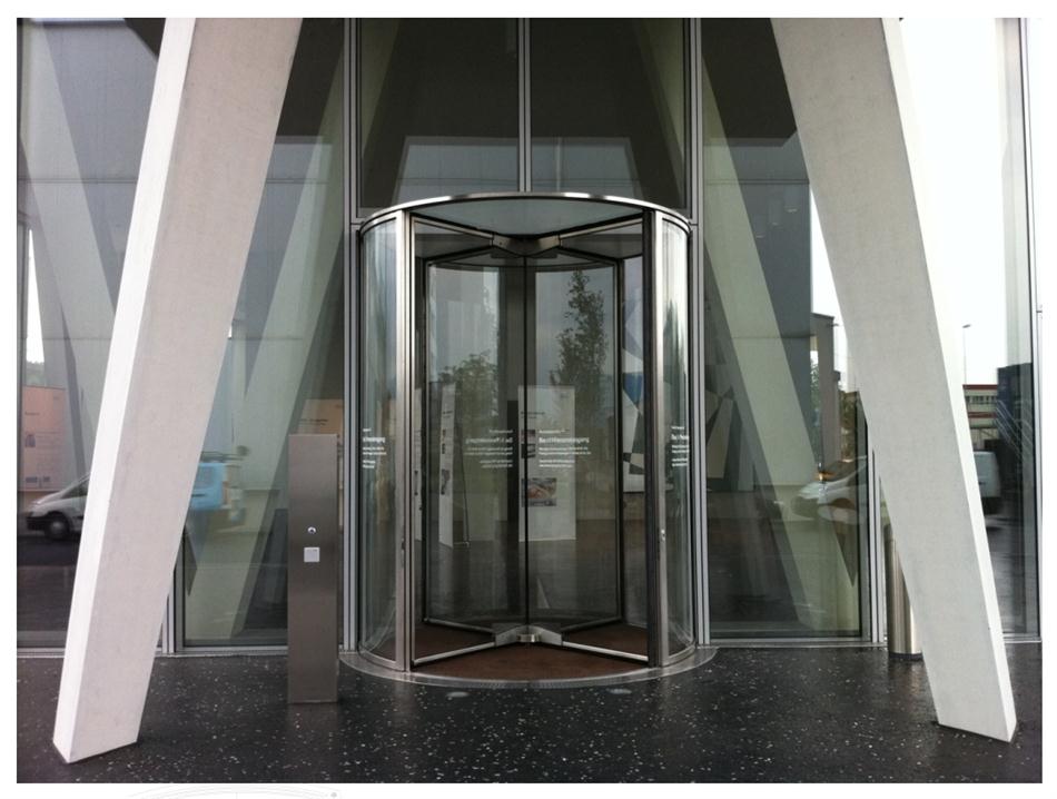 “水晶旋轉(zhuǎn)門(mén)”讓建筑、裝飾設(shè)計(jì)師更加自如！(圖2)